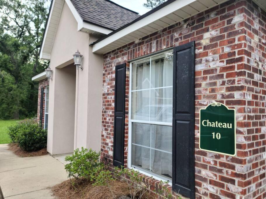 Chateau 10 해먼드 외부 사진
